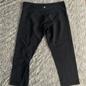 Lululemon capris